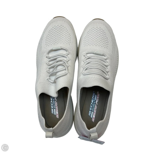Shoes Sneakers By Skechers In White, Size: 10