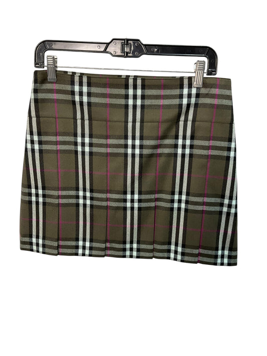 Skirt Luxury Designer By Burberry In Plaid, Size: 6