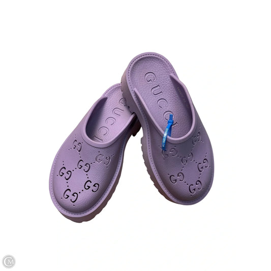 Shoes Luxury Designer By Gucci In Purple, Size: 6