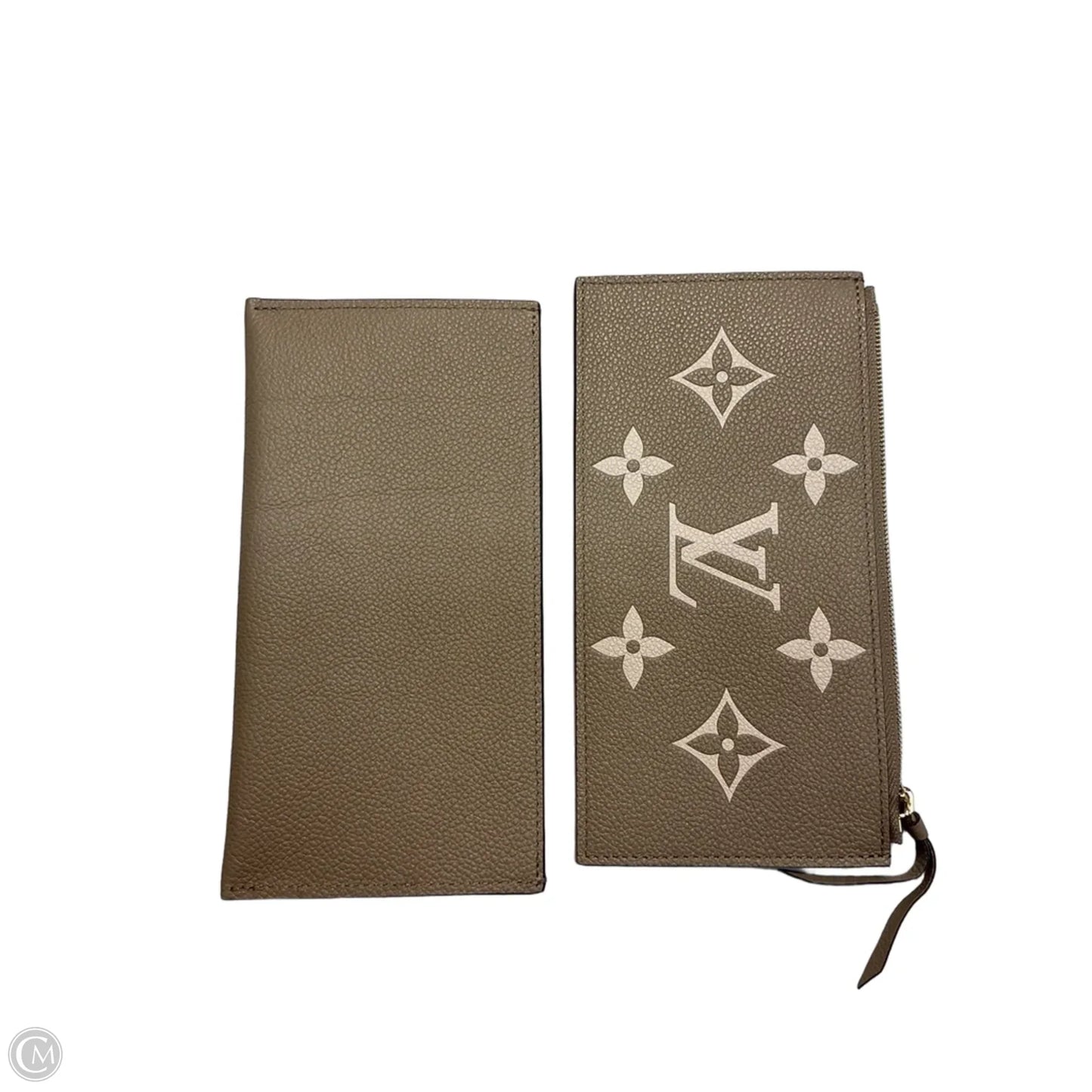 Crossbody Luxury Designer By Louis Vuitton, Size: Medium