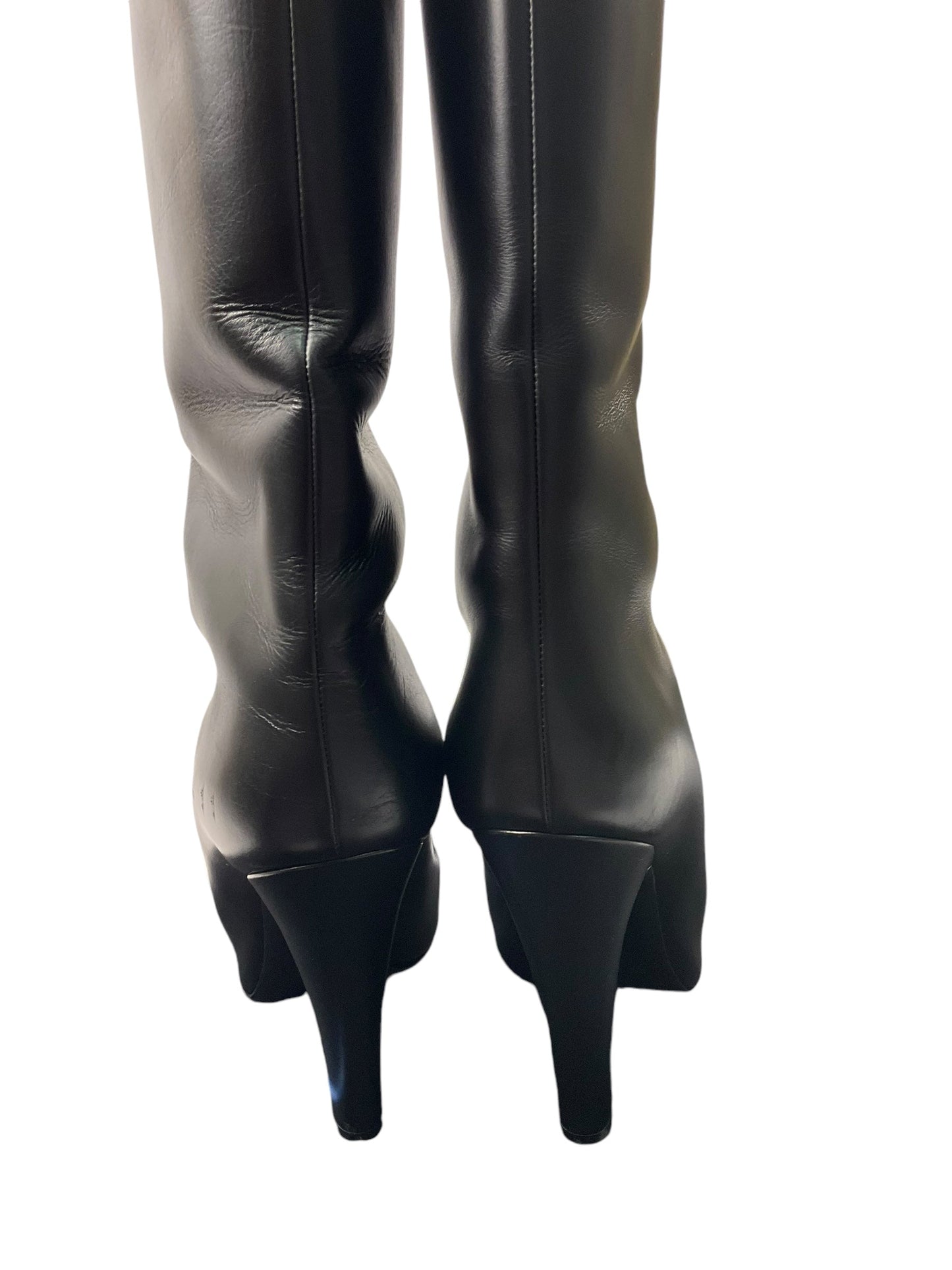 Boots Luxury Designer By Yves Saint Laurent In Black, Size: 10.5