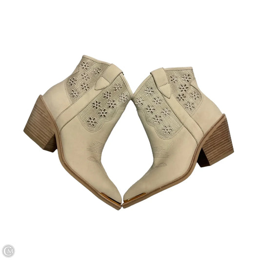 Boots Western By Dolce Vita In Cream, Size: 6