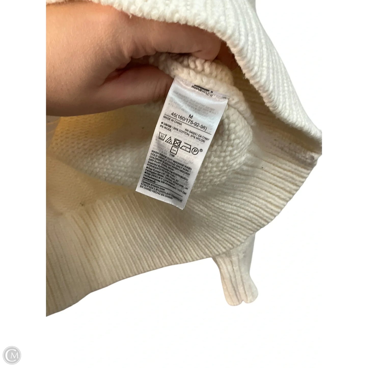 Sweater By Banana Republic In Cream, Size: M