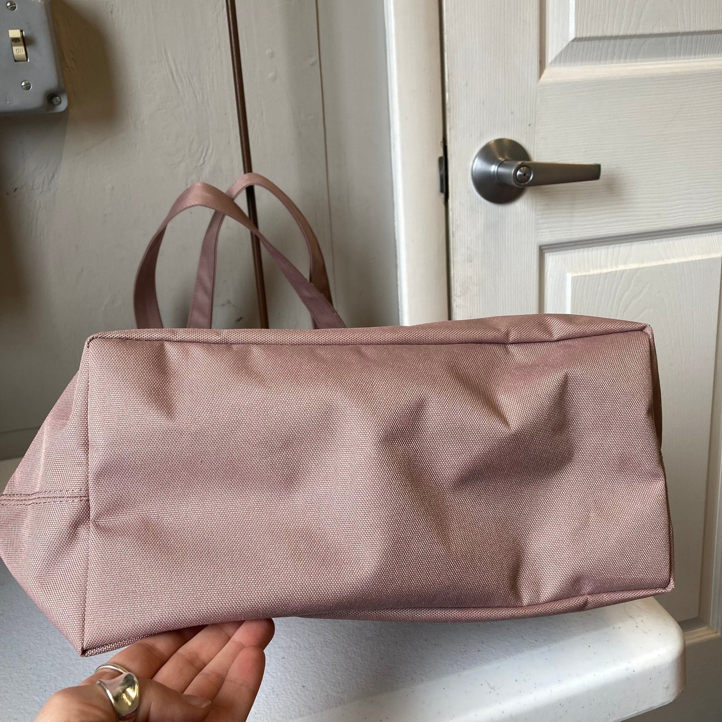 Tote By Herschel In Mauve, Size:Large