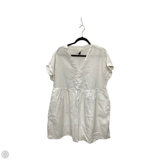 Dress Casual Short By Universal Thread In White, Size: Xl