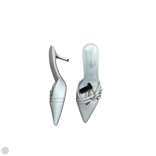 Shoes Heels Kitten By Marc Fisher In Cream, Size: 6.5
