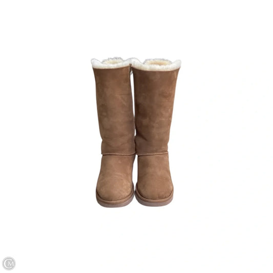 Boots Designer By Ugg In Brown, Size: 9