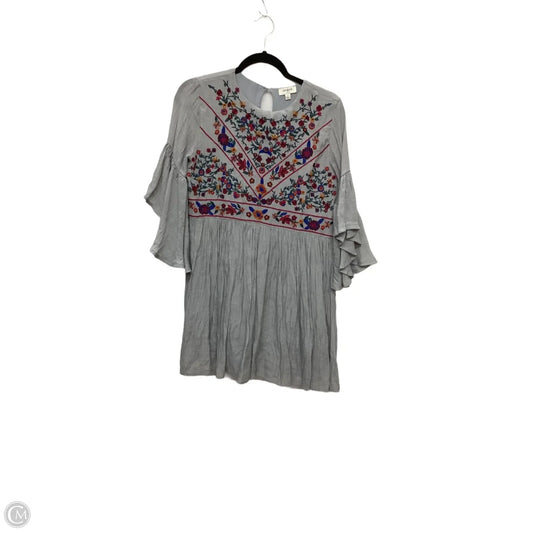 Dress Casual Short By Umgee In Grey, Size: S