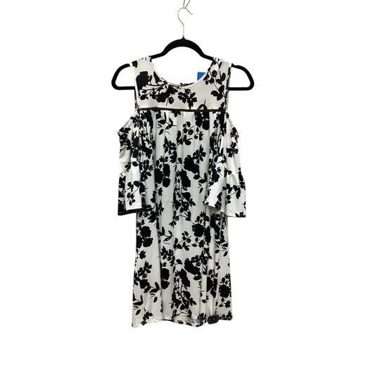 Dress Casual Short By Robert Louis In Black & White, Size: S