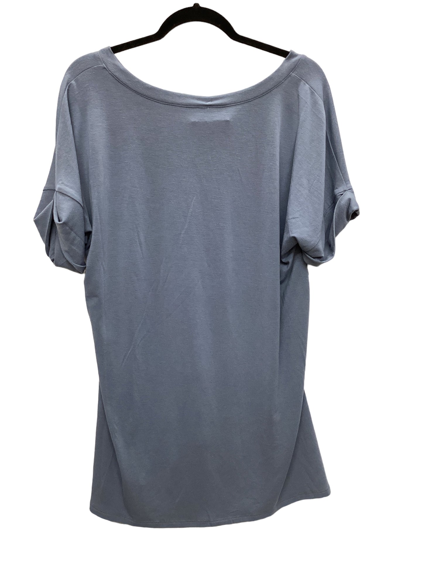 Top Short Sleeve Basic By Zenana Outfitters  Size: M
