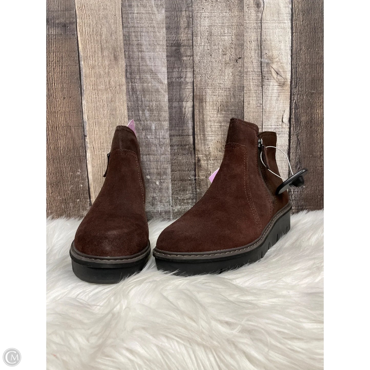 Boots Ankle Flats By Clarks In Brown, Size: 7