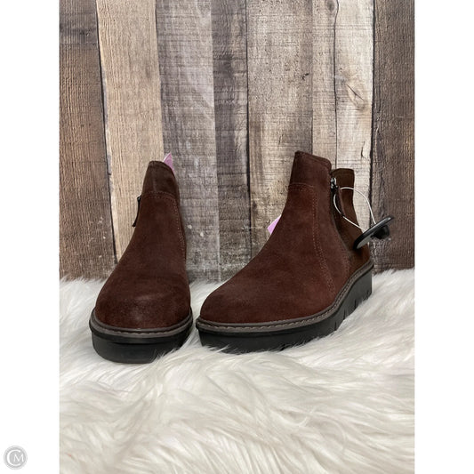 Boots Ankle Flats By Clarks In Brown, Size: 7