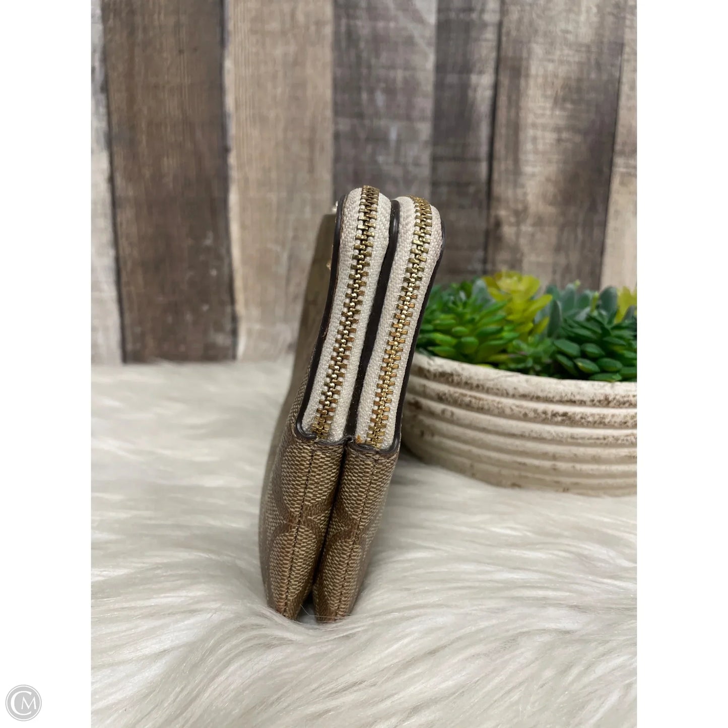 Wristlet Designer By Coach, Size: Medium