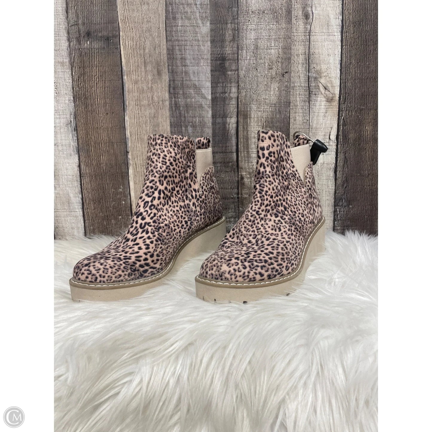 Boots Ankle Heels By Dolce Vita In Animal Print, Size: 8