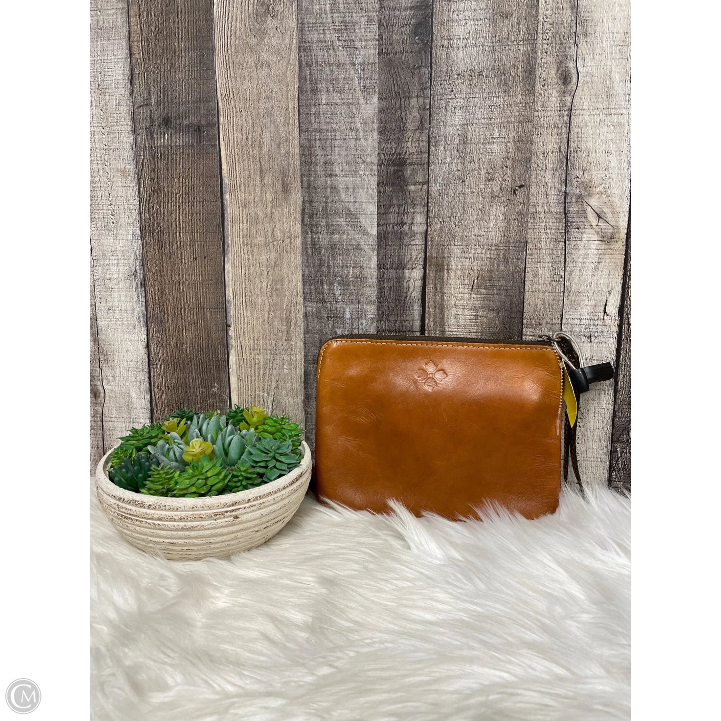 Wristlet Designer By Patricia Nash, Size: Large