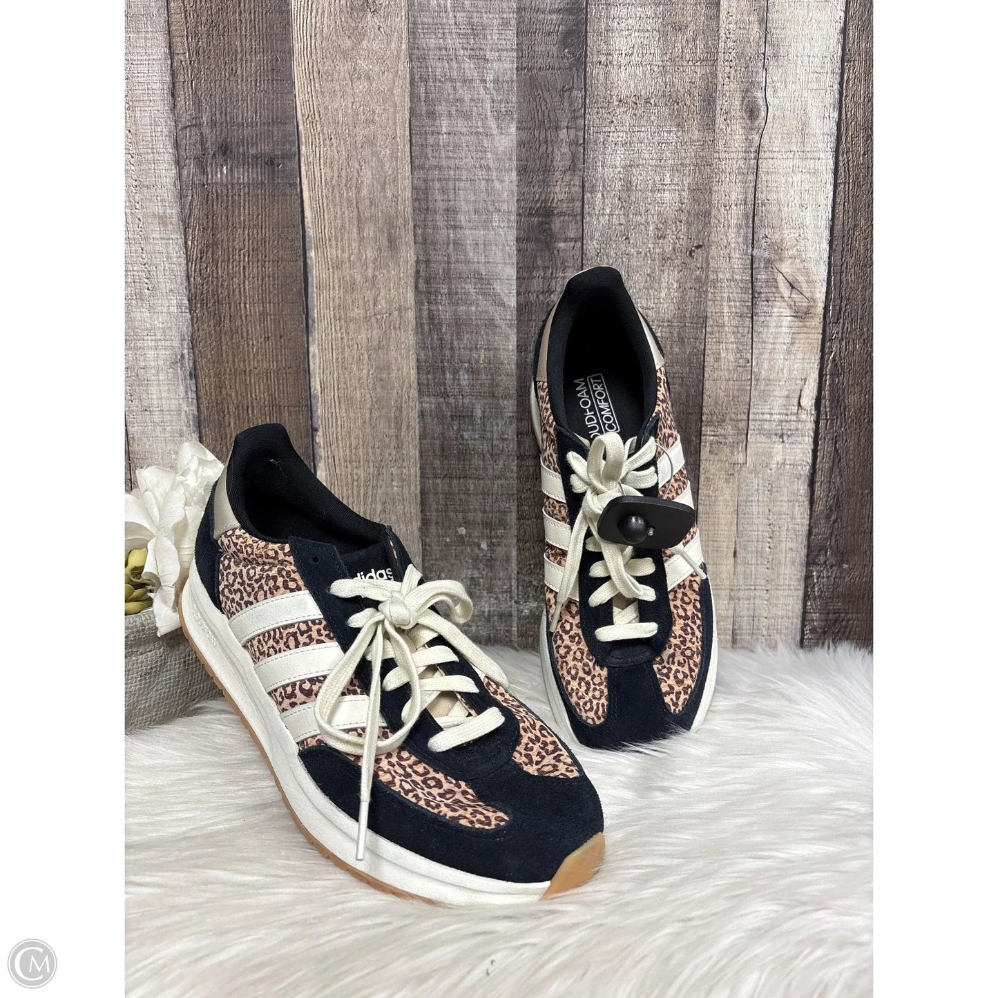 Shoes Sneakers By Adidas In Animal Print, Size: 11