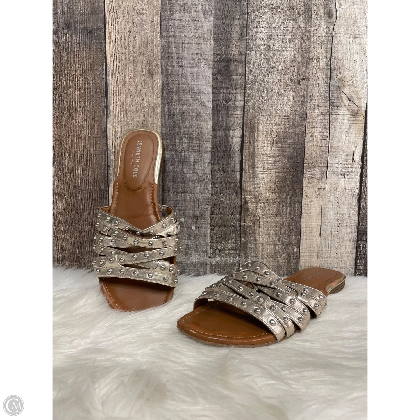 Sandals Flats By Kenneth Cole In Gold, Size: 8.5