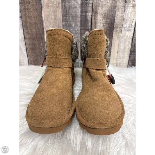 Boots Ankle Flats By Bearpaw In Brown, Size: 8