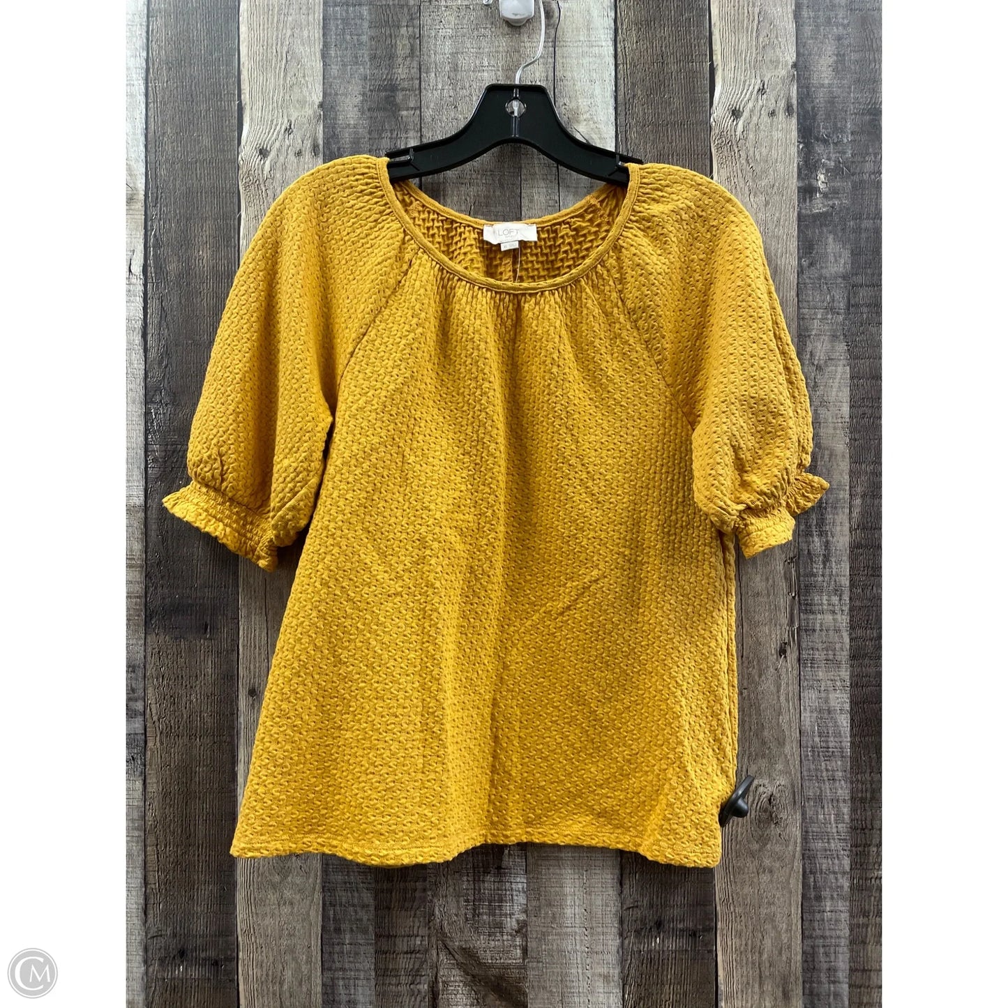 Top Short Sleeve By Loft In Gold, Size: Xs