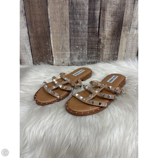 Sandals Flats By Steve Madden In Tan, Size: 5.5