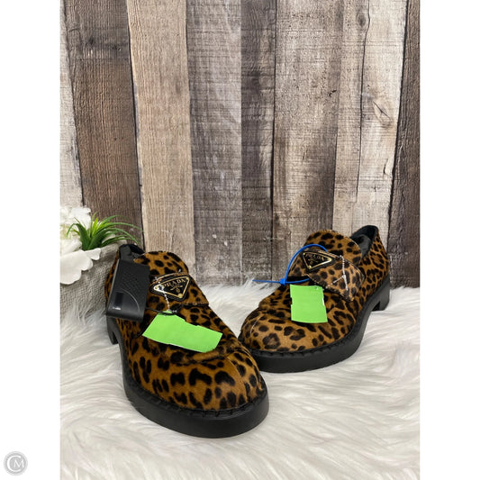 Shoes Luxury Designer By Prada In Animal Print, Size: 8.5