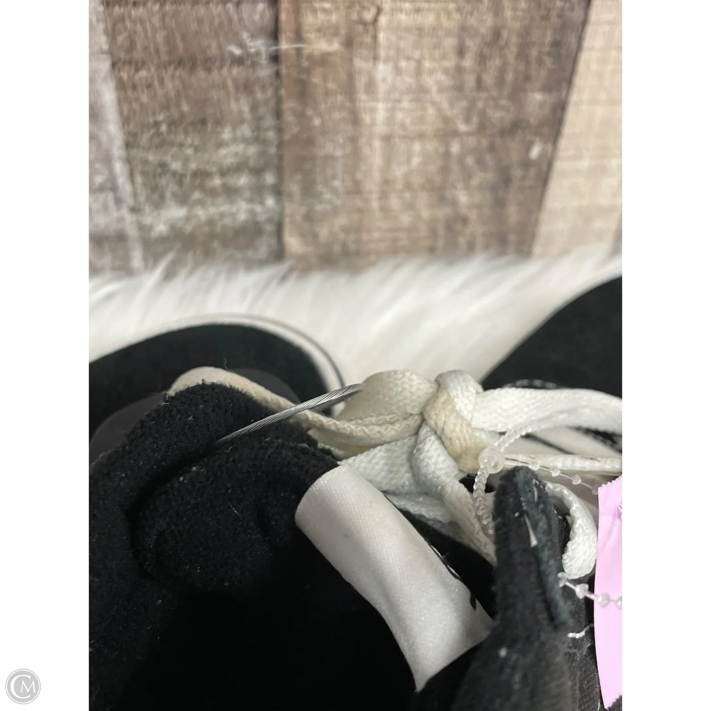 Shoes Sneakers By Vans In Black, Size: 7.5