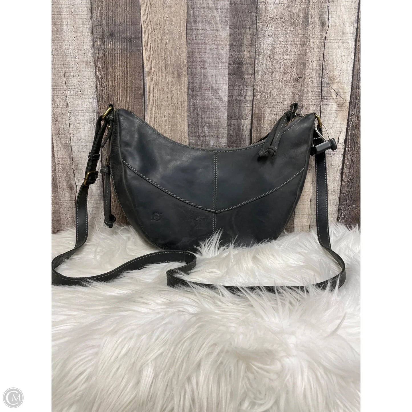 Crossbody Leather By Born, Size: Medium