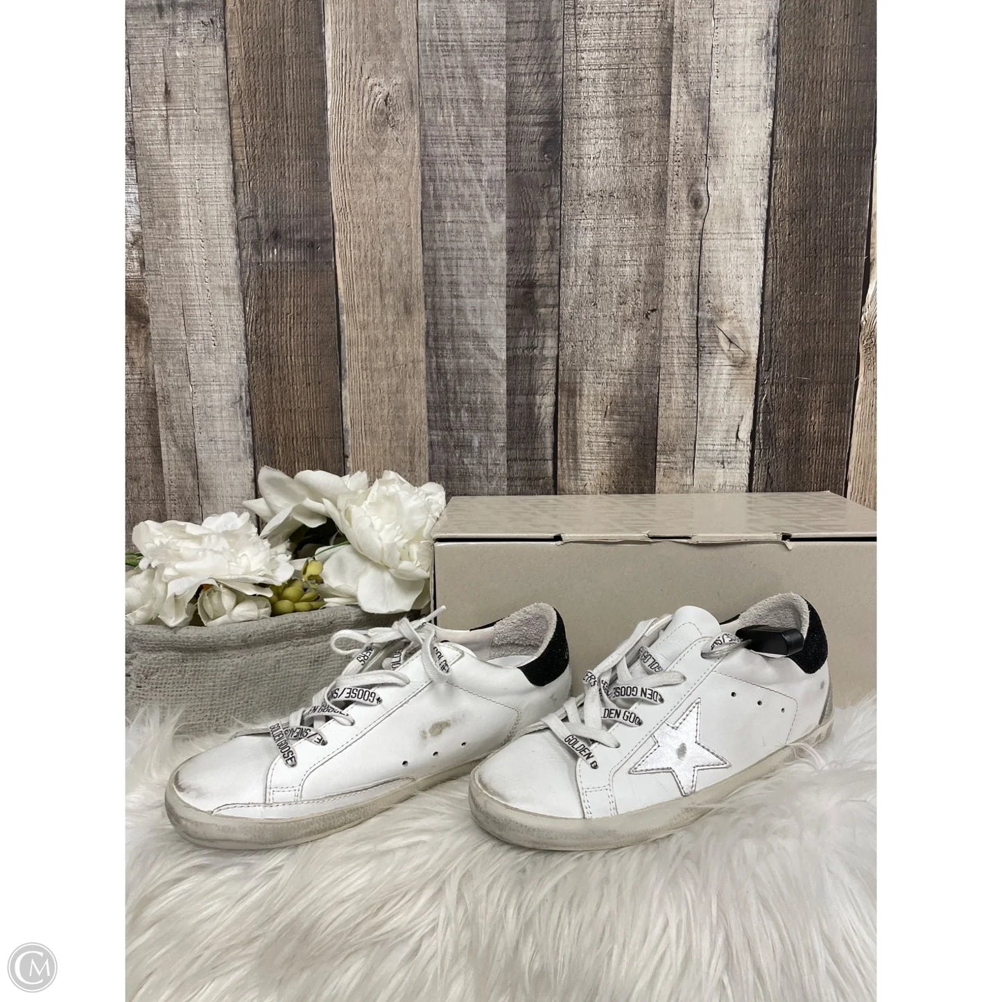 Shoes Luxury Designer By Golden Goose In White, Size: 7