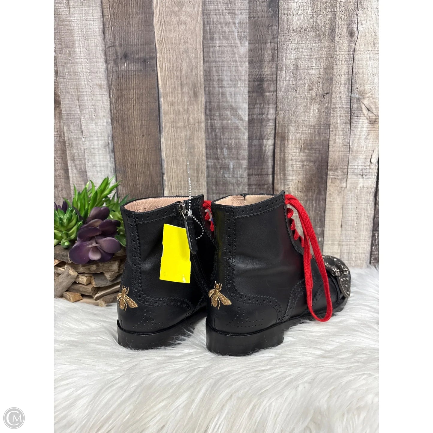 Boots Luxury Designer By Gucci In Black, Size: 9