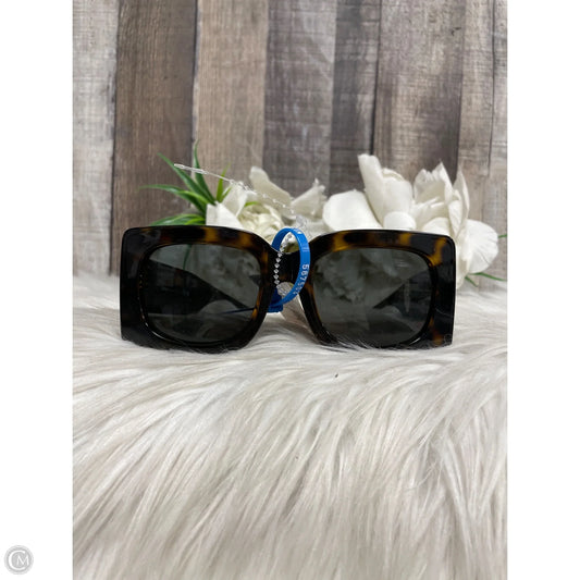 Sunglasses Luxury Designer By Versace