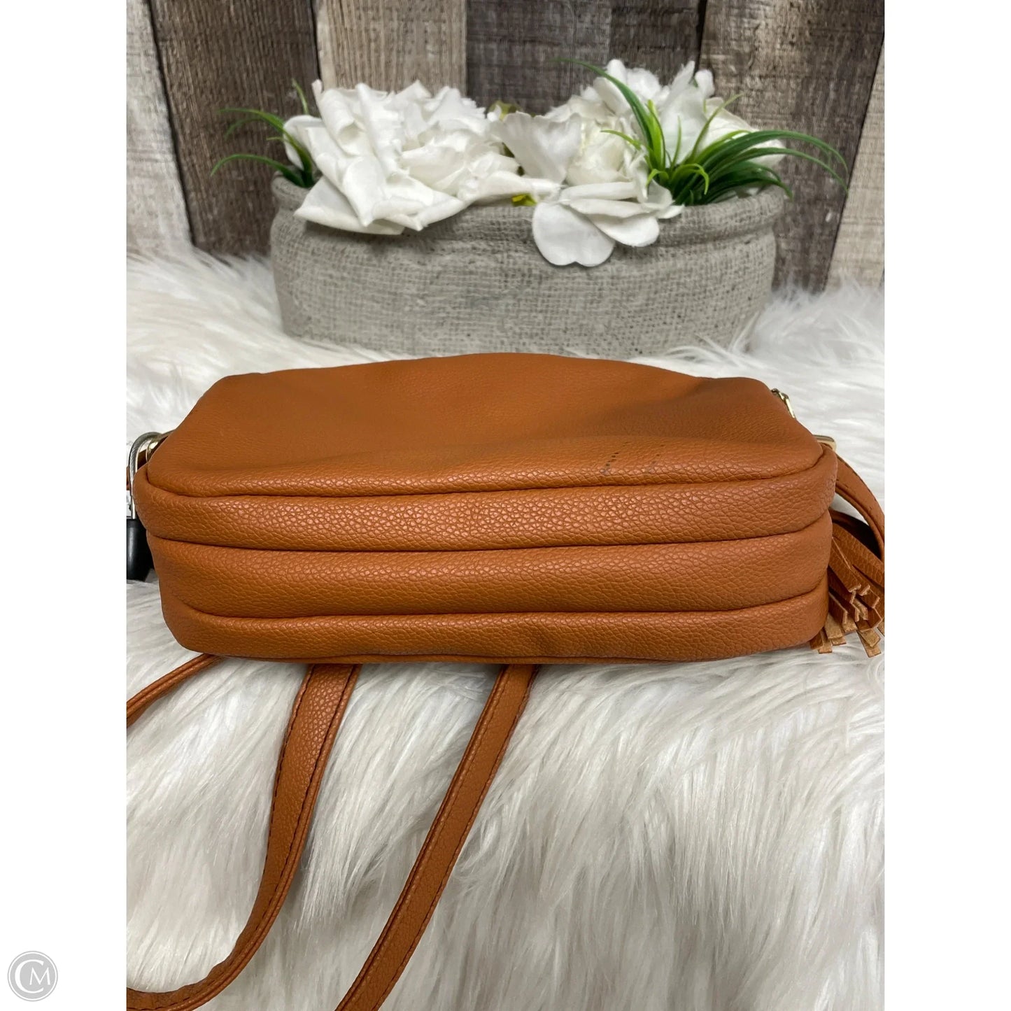 Crossbody By Cmf, Size: Small