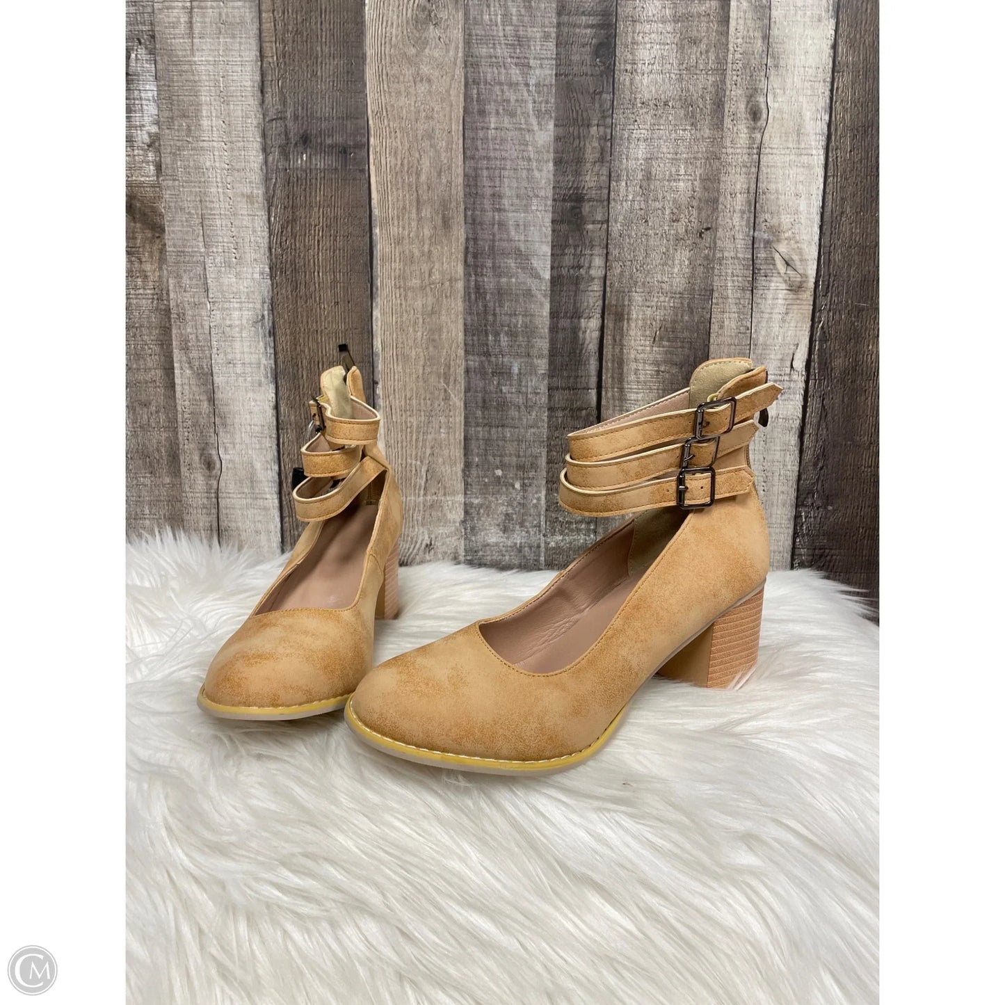 Shoes Heels Block By Cmf In Tan, Size: 7