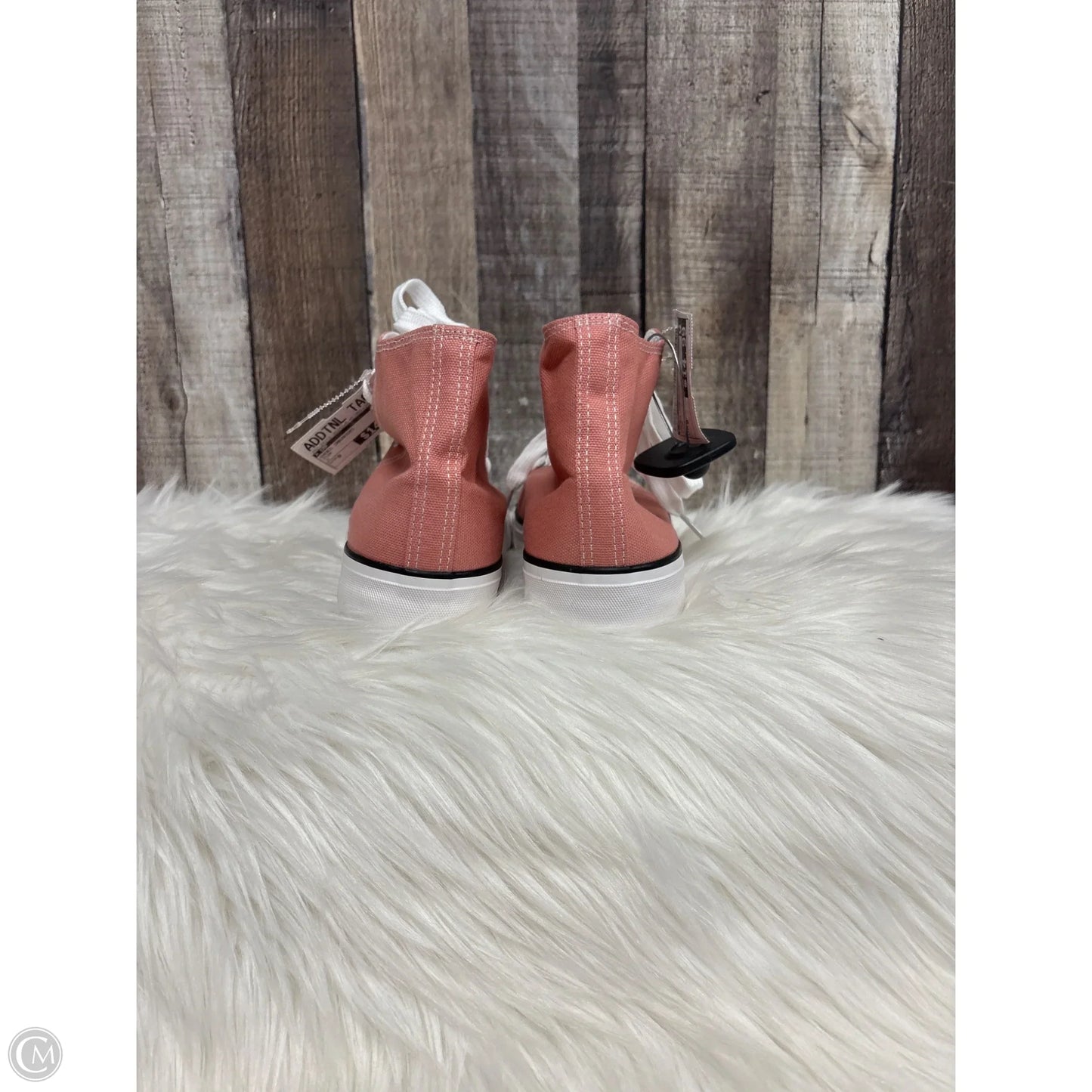 Shoes Sneakers By Cmf In Pink, Size: 9