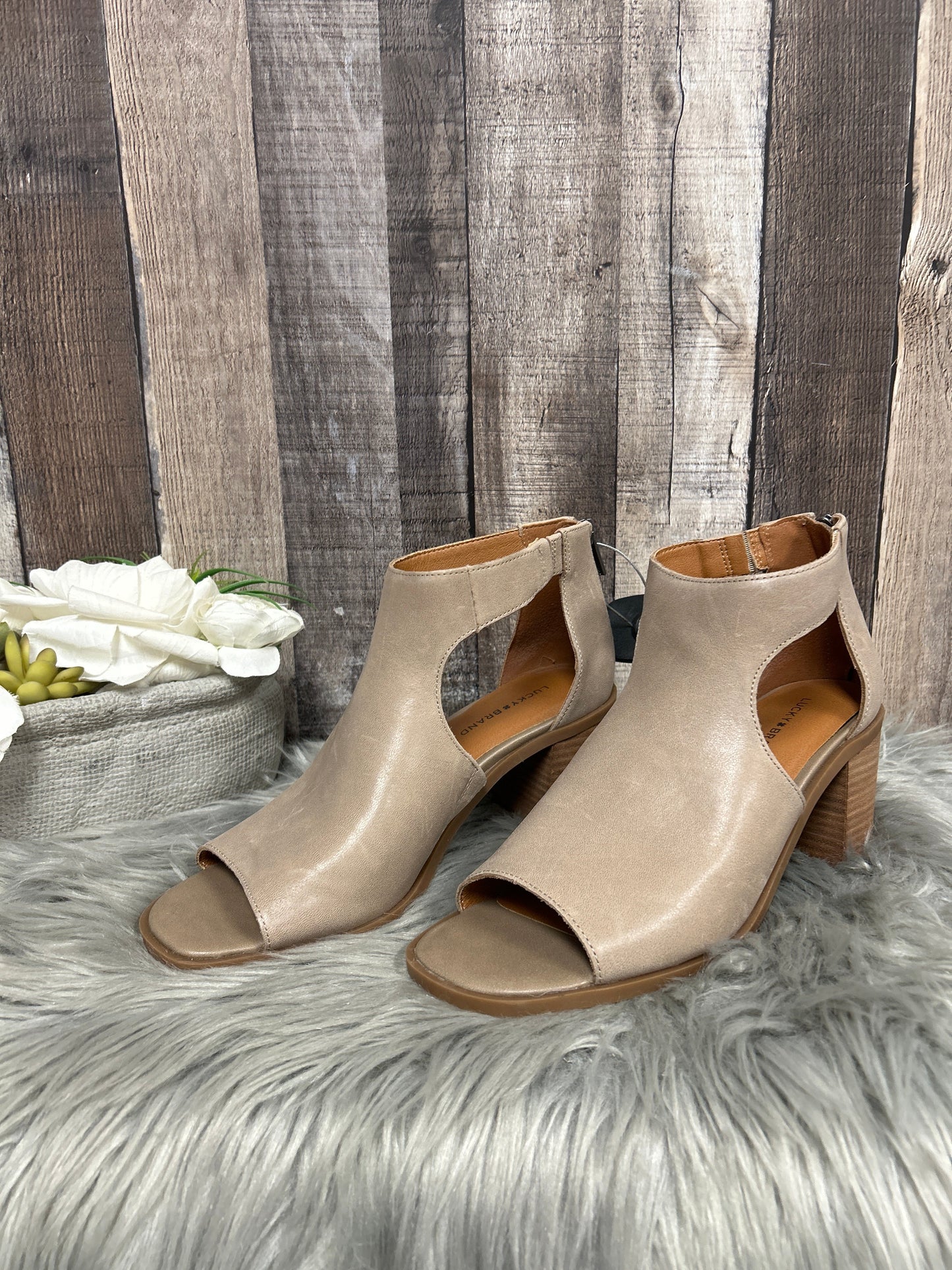 Tan Sandals Heels Block Lucky Brand, Size 9