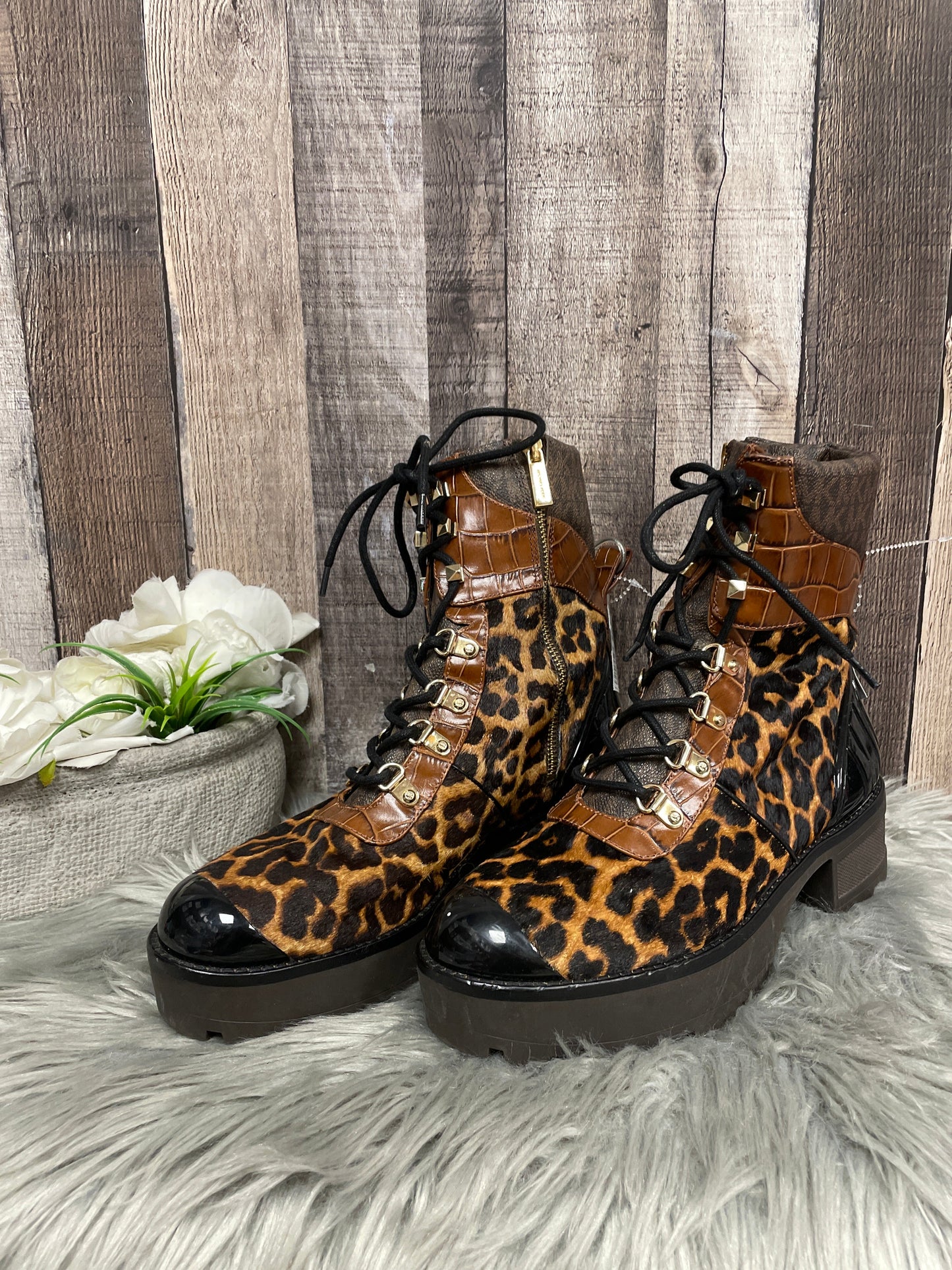 Animal Print Boots Designer Michael By Michael Kors, Size 9