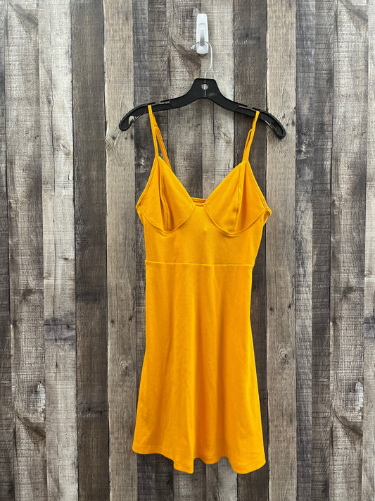 Yellow Dress Casual Short Wild Fable, Size M