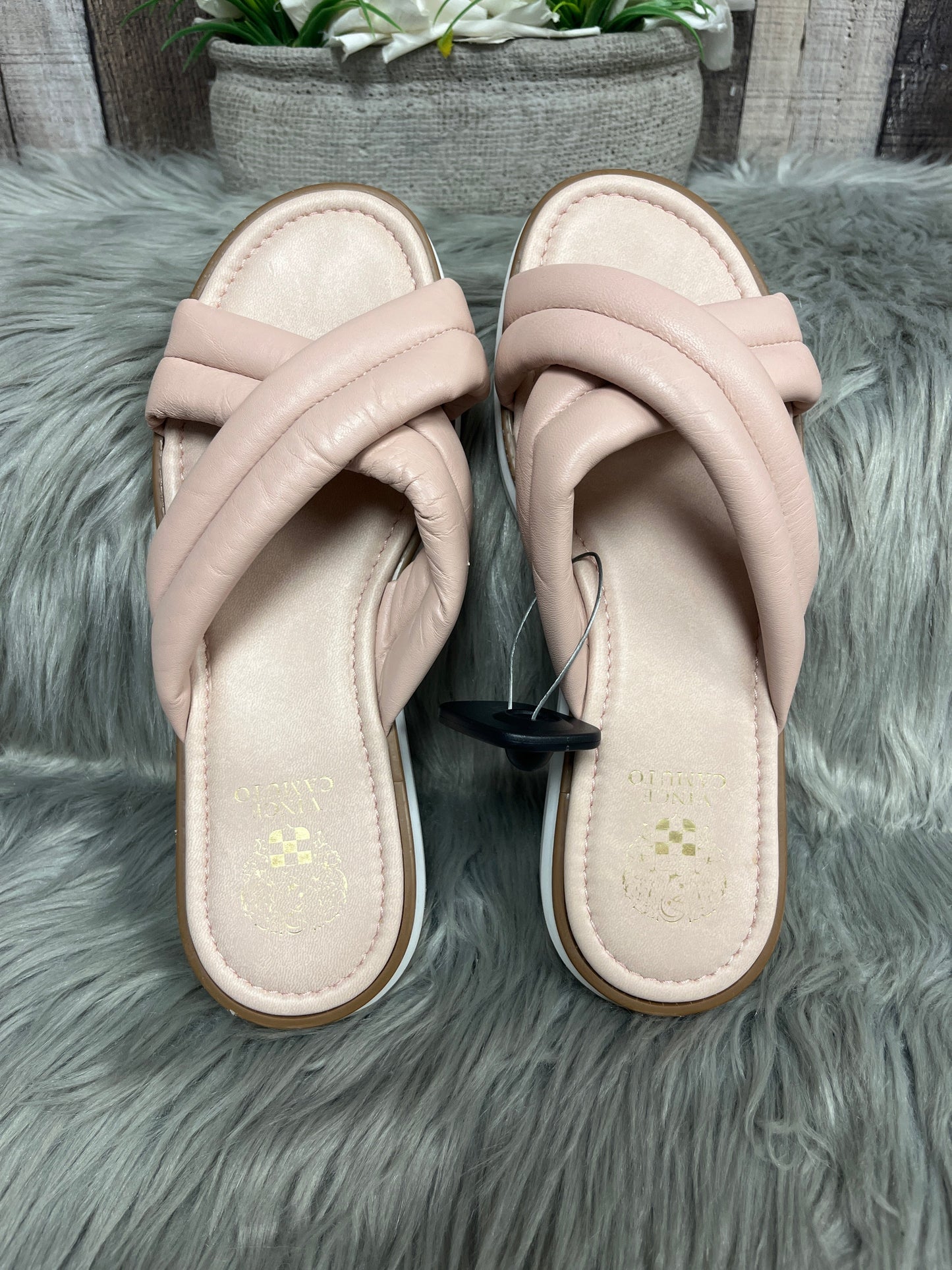 Pink Sandals Flats Vince Camuto, Size 10