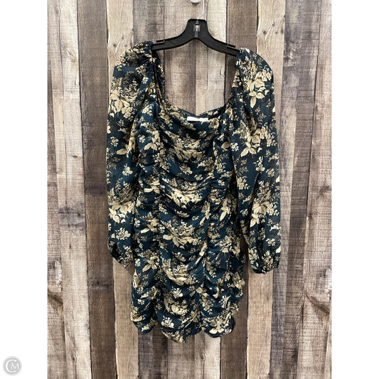 Dress Casual Short By Lush In Green, Size: S