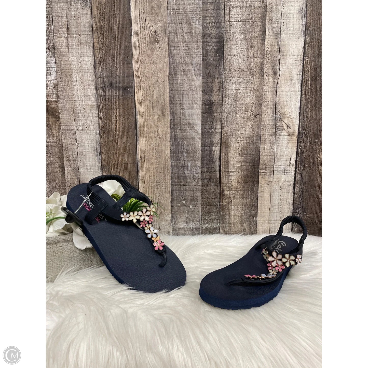 Sandals Flats By Skechers In Navy, Size: 8.5