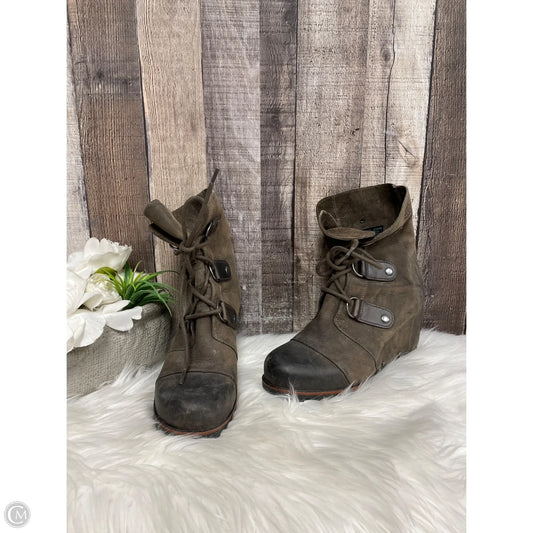 Boots Ankle Heels By Sorel In Taupe, Size: 6