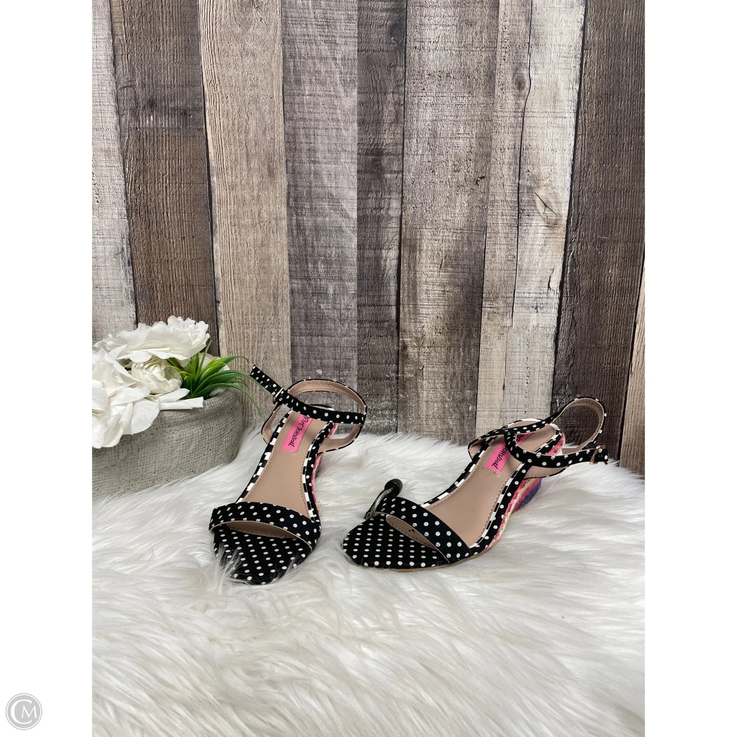Sandals Heels Wedge By Betsey Johnson In Polkadot Pattern, Size: 6