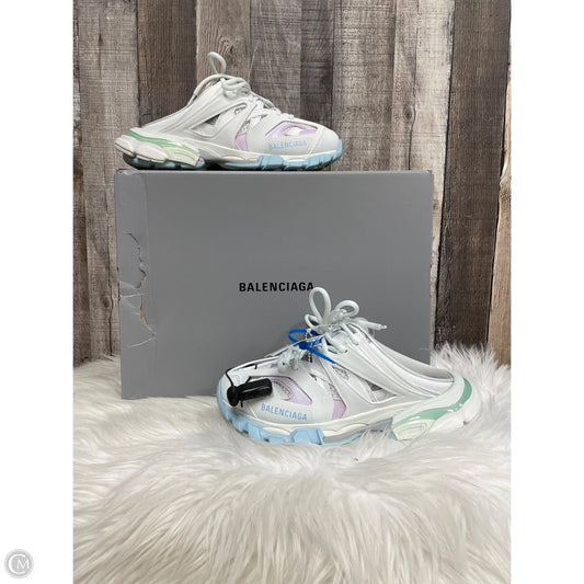 Shoes Luxury Designer By Balenciaga In White, Size: 7