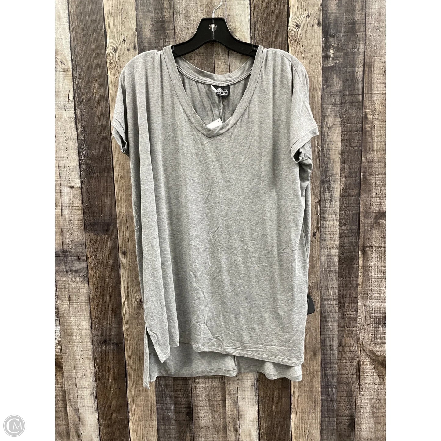 Top Short Sleeve Basic By Angie In Grey, Size: M