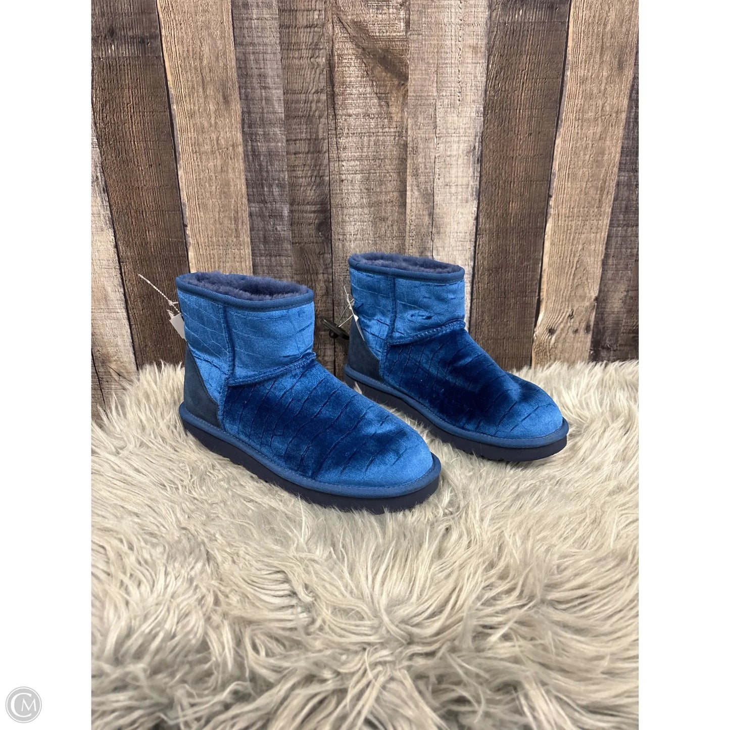 Boots Designer By Ugg In Blue, Size: 8.5