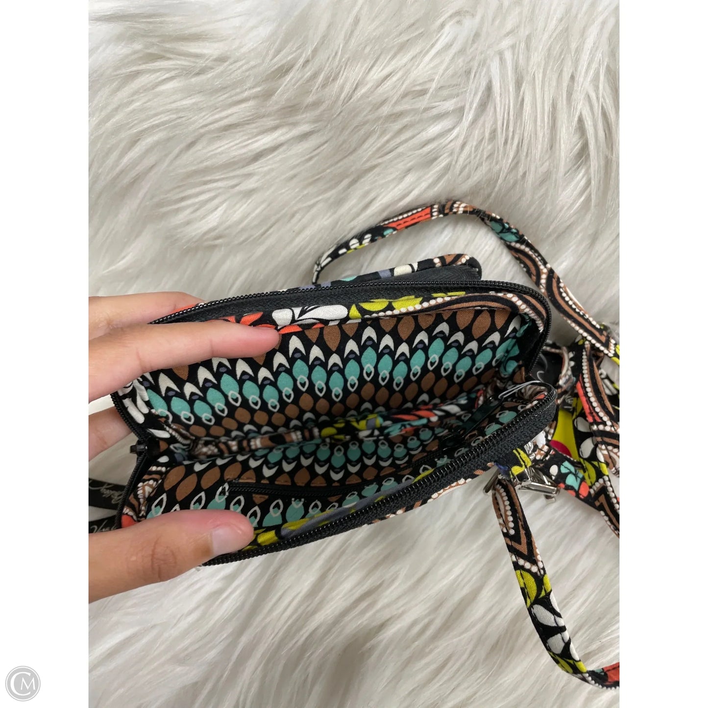 Wristlet By Vera Bradley, Size: Small