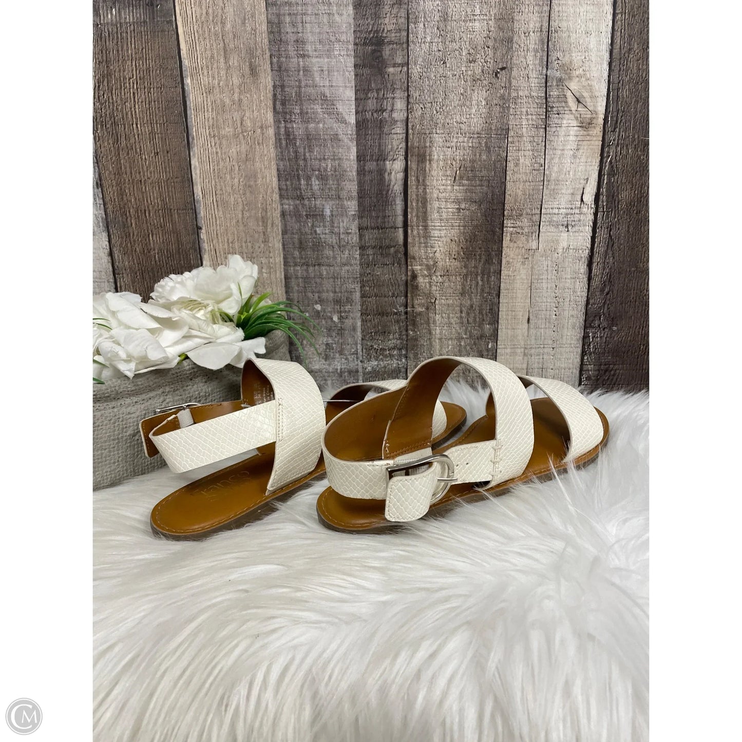 Sandals Flats By Franco Sarto In Ivory, Size: 8.5