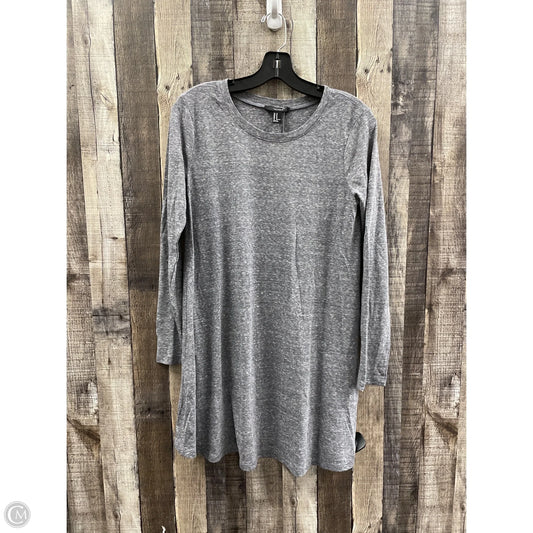 Dress Casual Short By Forever 21 In Grey, Size: M