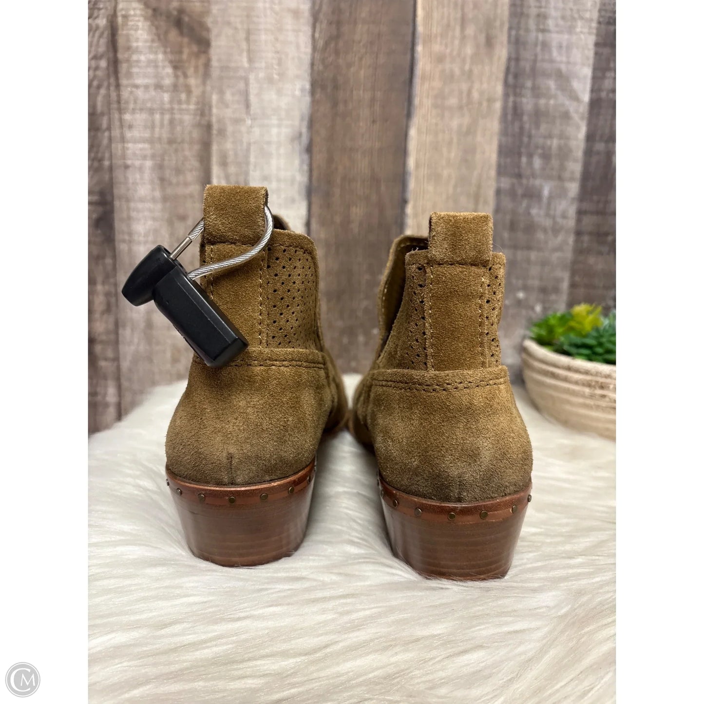 Boots Ankle Heels By Vince Camuto In Brown, Size: 8