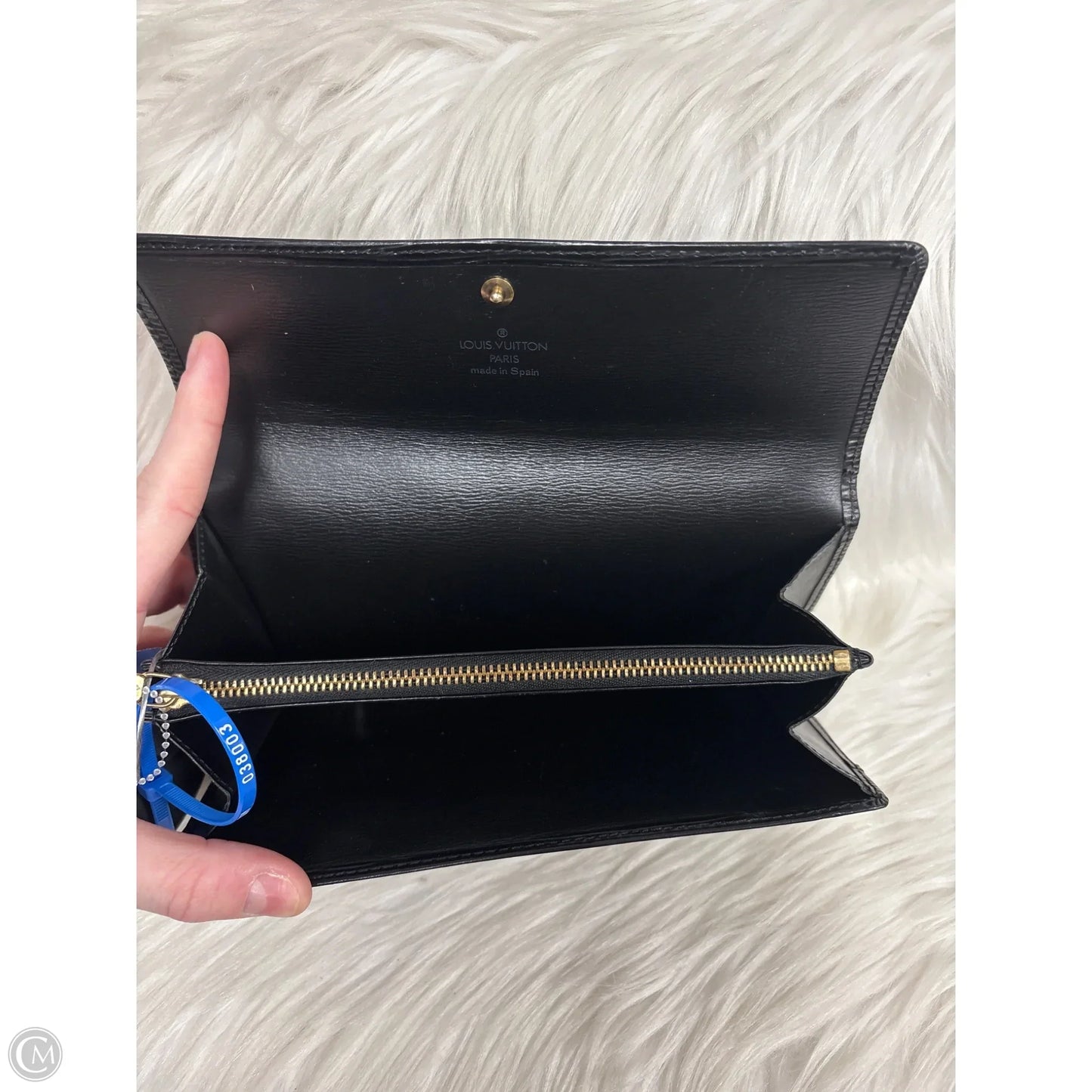 Wallet Luxury Designer By Louis Vuitton, Size: Medium