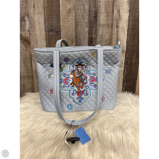 Tote By Vera Bradley, Size: Medium